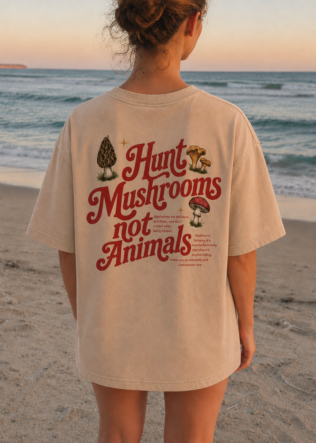 HUNT MUSHROOMS NOT ANIMALS TEE